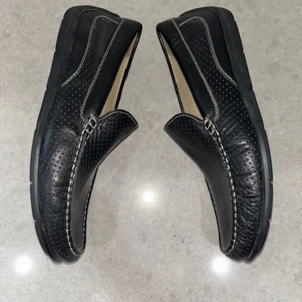 Ecco Men's Black Genuine Leather Perforated Loafers Sz 11 Excellent